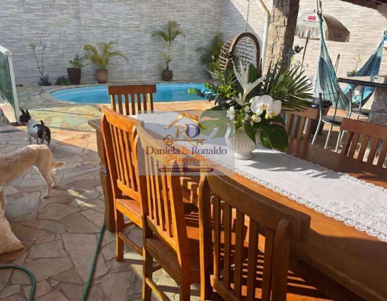 Casa à venda em Jundiaí, SANTA GERTRUDES, com 3 quartos, 192m² - Daniela deSouza