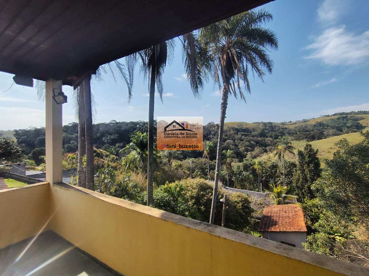 Chácara à venda com 4 quartos, 325m² - CHAMPIRRA/VIVENDA,Jundiaí