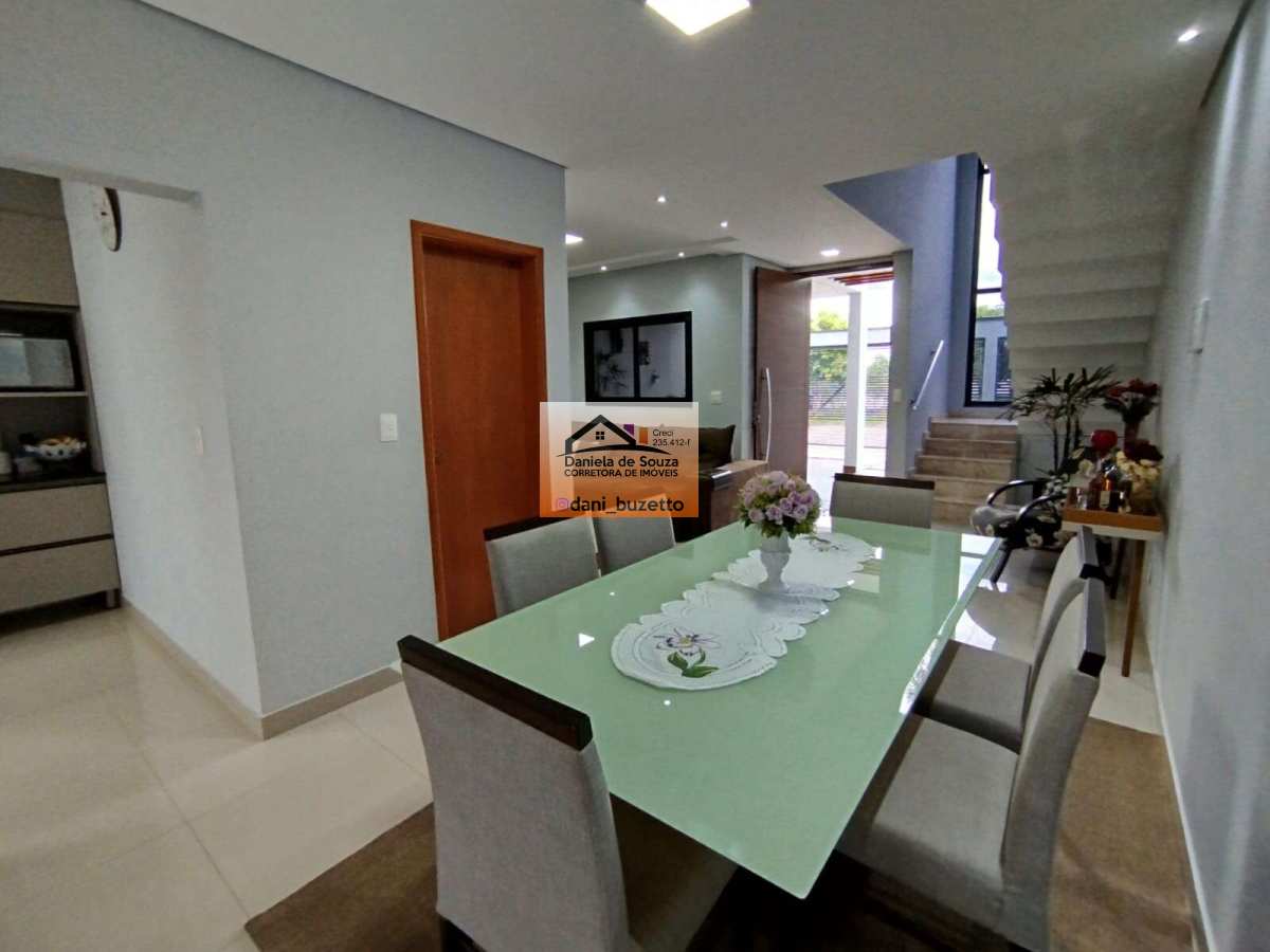 Sobrado à venda com 3 quartos, 144m² - VALE VERDE,Jundiaí